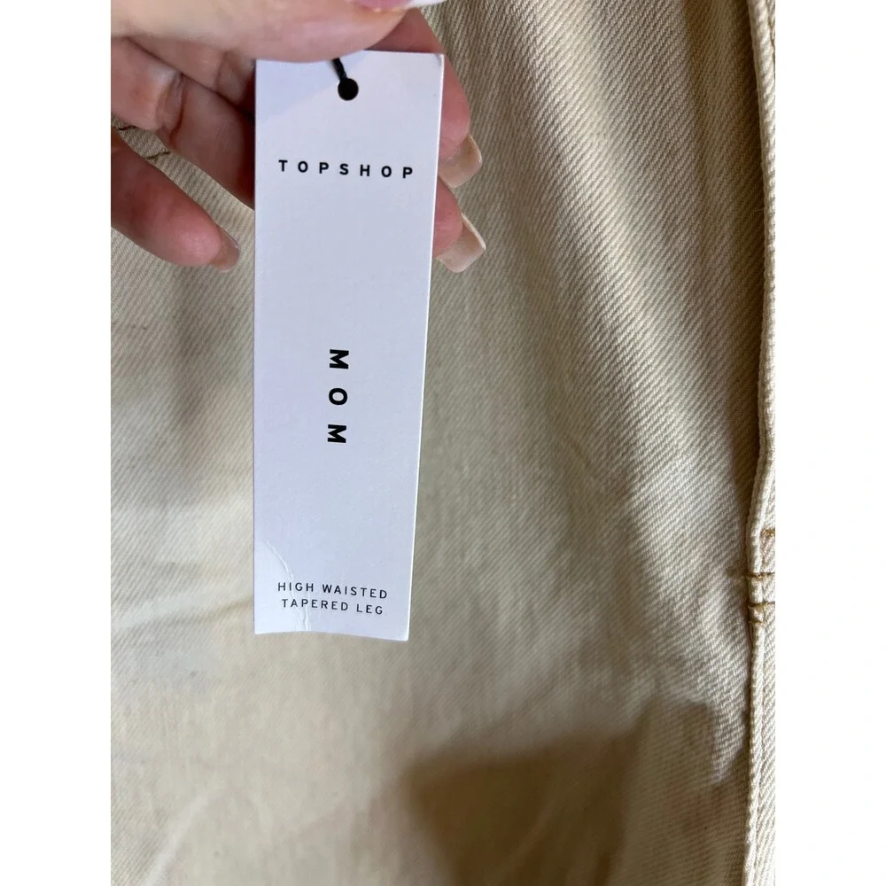 Topshop mom high waisted tapered‎ leg jeans color ecru size 8 W30 L30 NWT